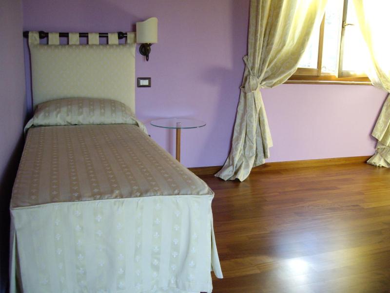 Triple Room image 2