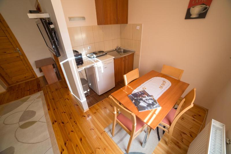 One-Bedroom Apartment with Terrace image 4