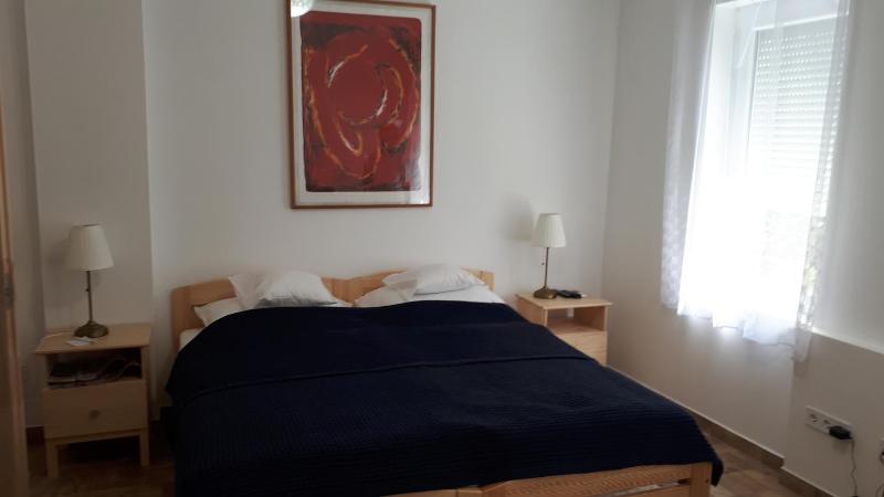 Studio Apartment image 3