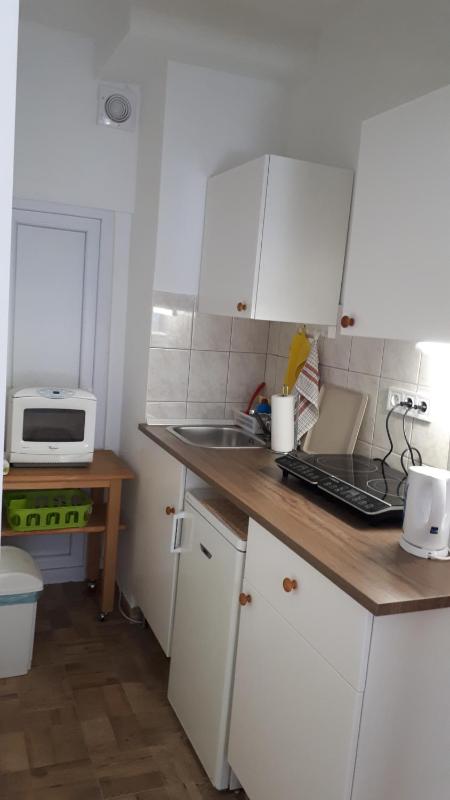 Studio Apartment image 4