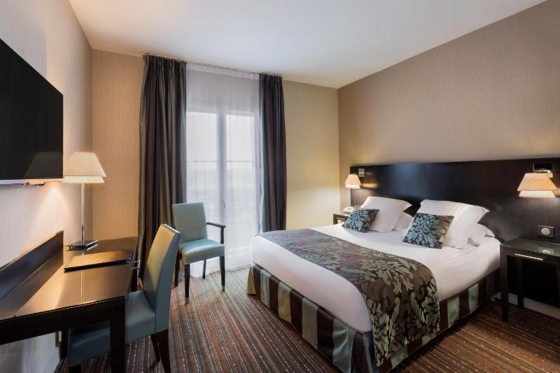 Standard Queen Room image 2