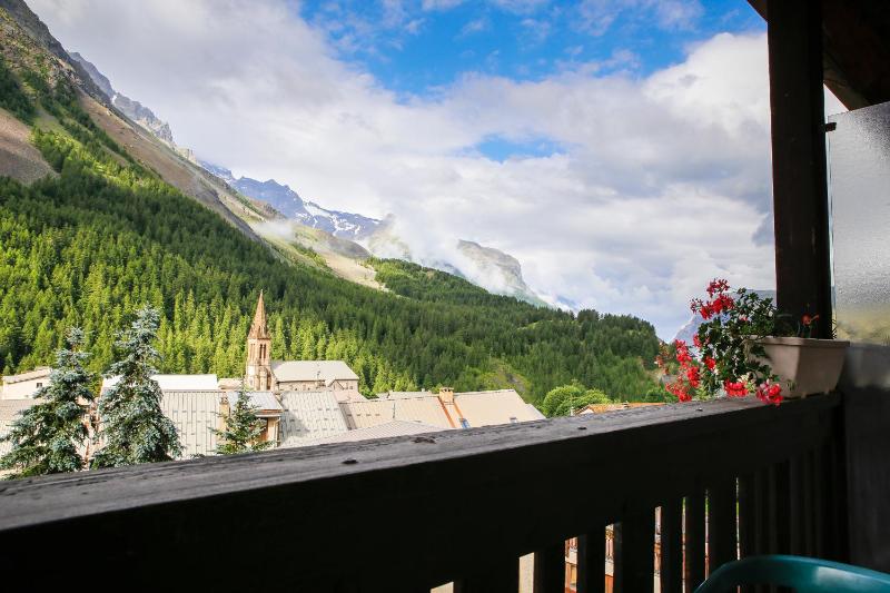 Superior Double or Twin Room with Balcony image 4