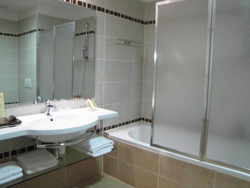 Superior Double or Twin Room image 2