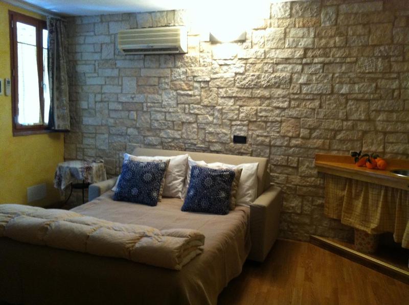 Double or Twin Room image 2