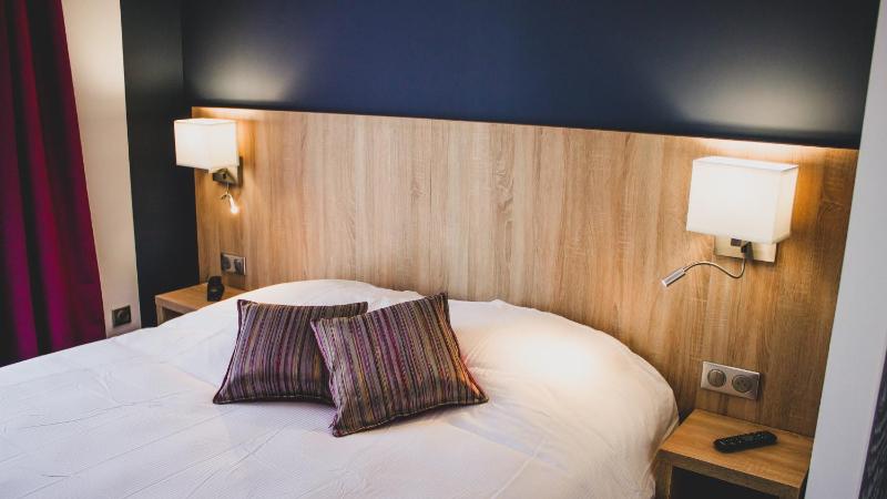 Double Room image 2