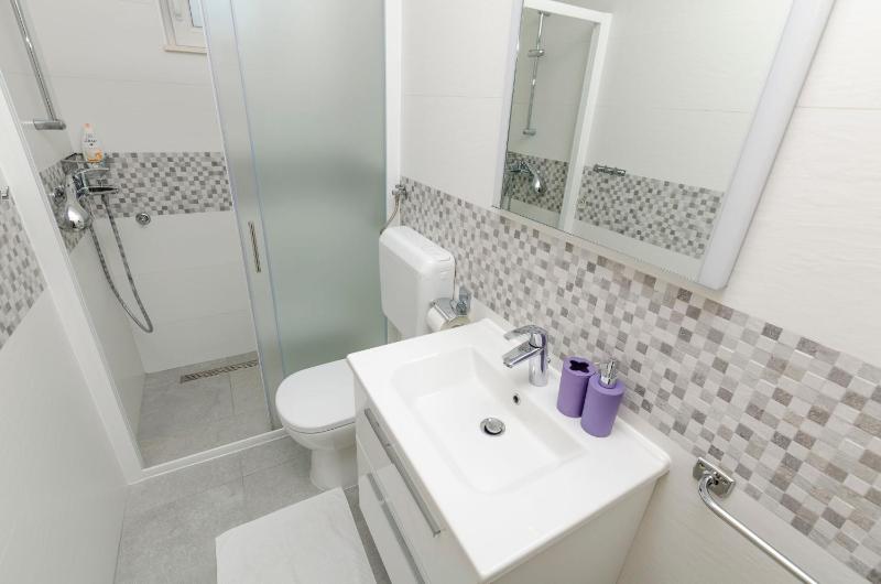One-Bedroom Apartment with Balcony image 2