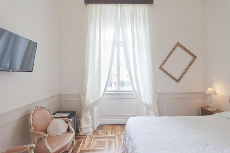Superior Double or Twin Room image 4