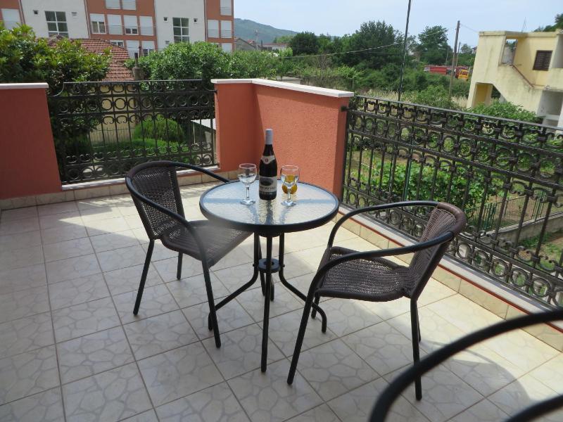 Double Room with Balcony image 1