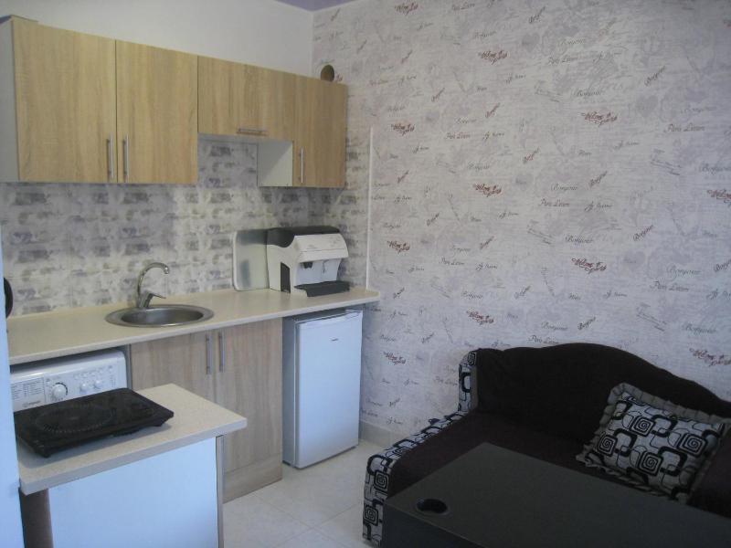 Budget Double Room image 4