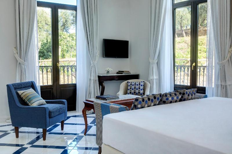 Superior Double or Twin Room with Sea View and Balcony image 4