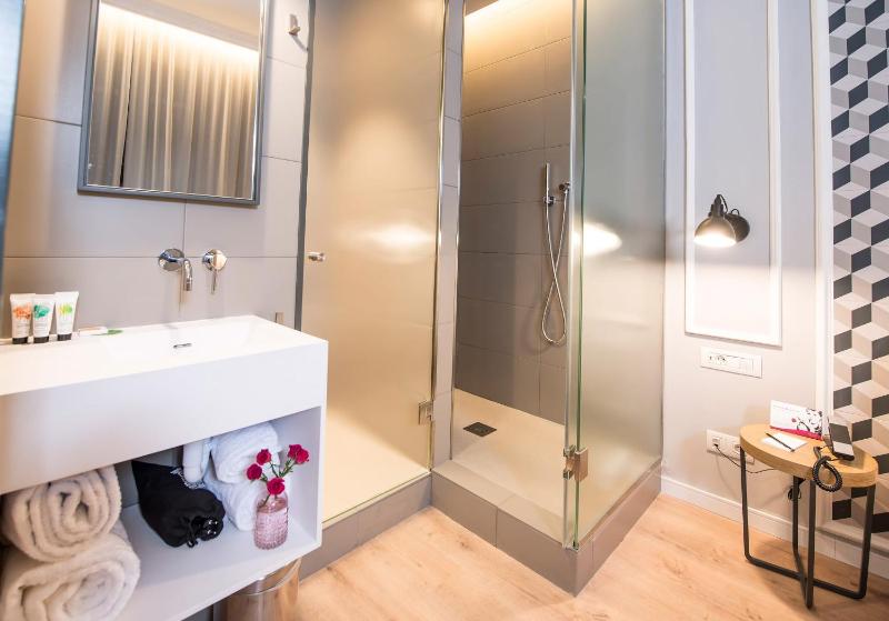 Double Room with Terrace image 1