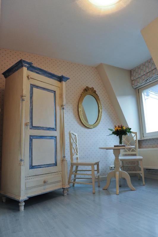 Imperial Hotel Amsterdam - image 13