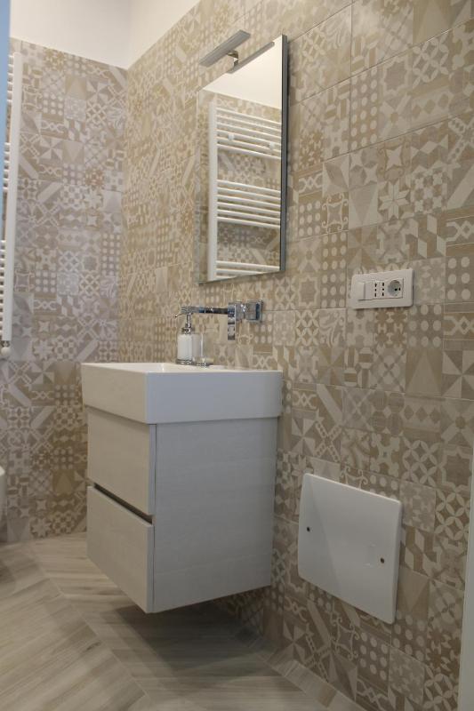 Standard Double Room image 4