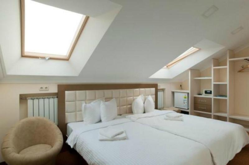 Standard Apartment image 3