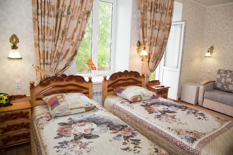 Standard Triple Room image 3