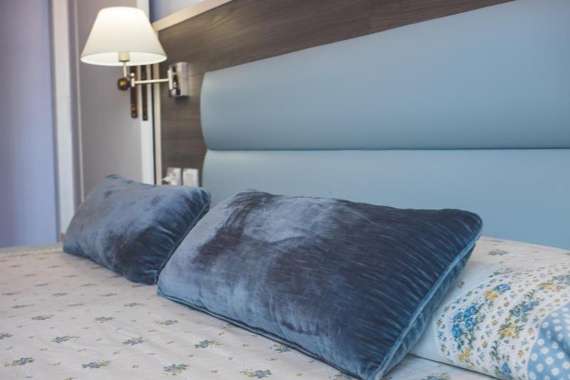 Economy Double or Twin Room image 1
