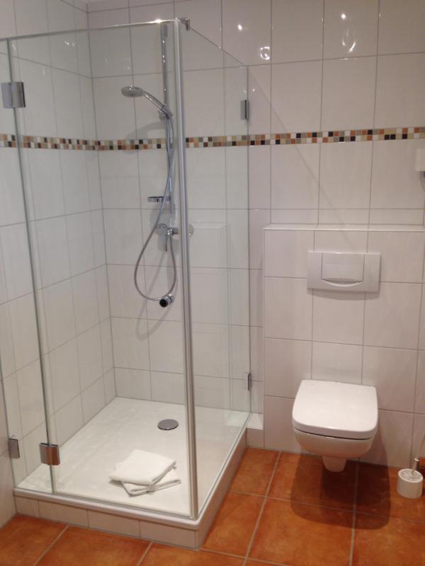 Single Room image 3