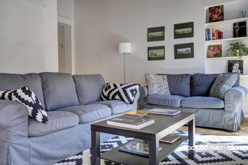 Apartment image 3