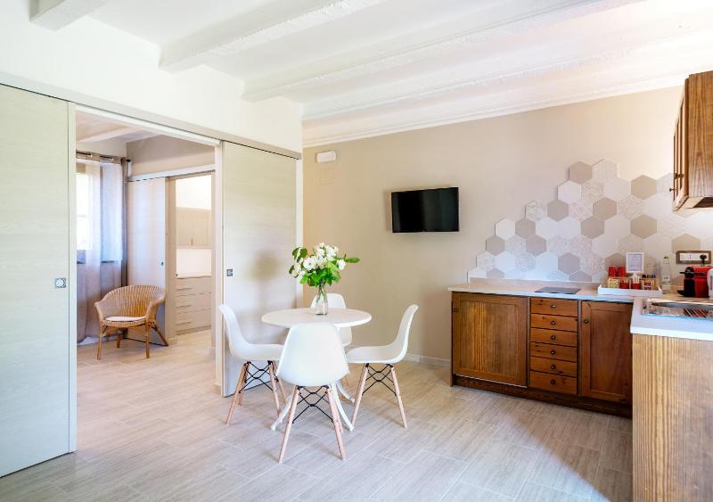 Deluxe Family Suite image 1