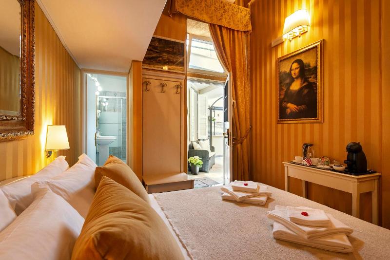 Triple Room with Terrace image 4
