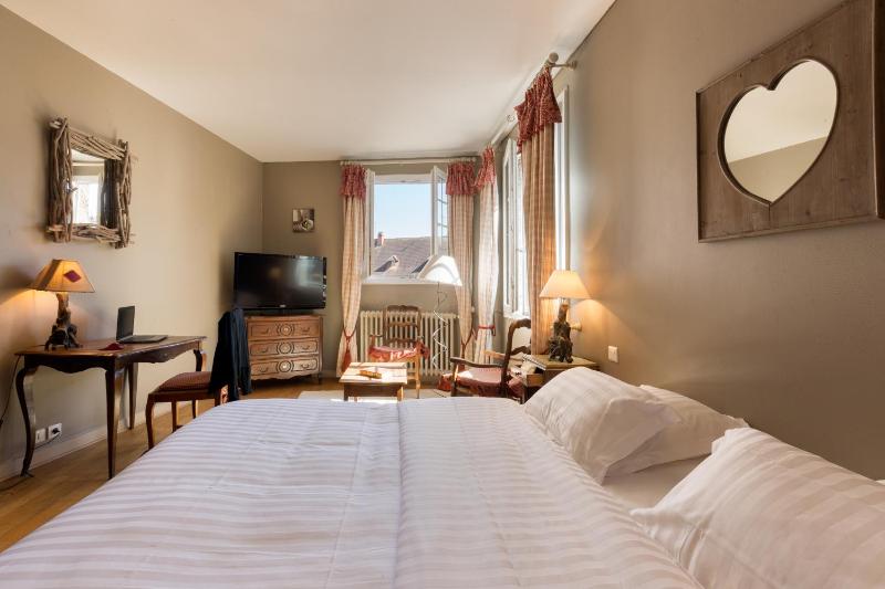 Superior Double Room image 2