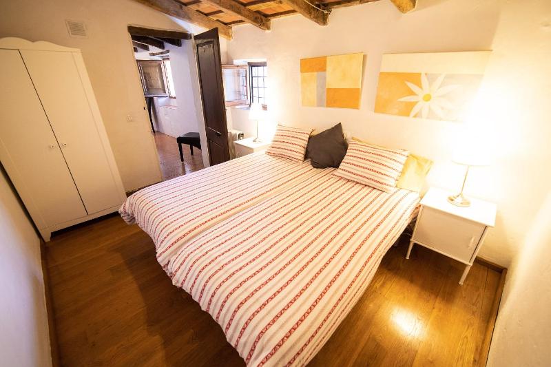 Standard Apartment image 2