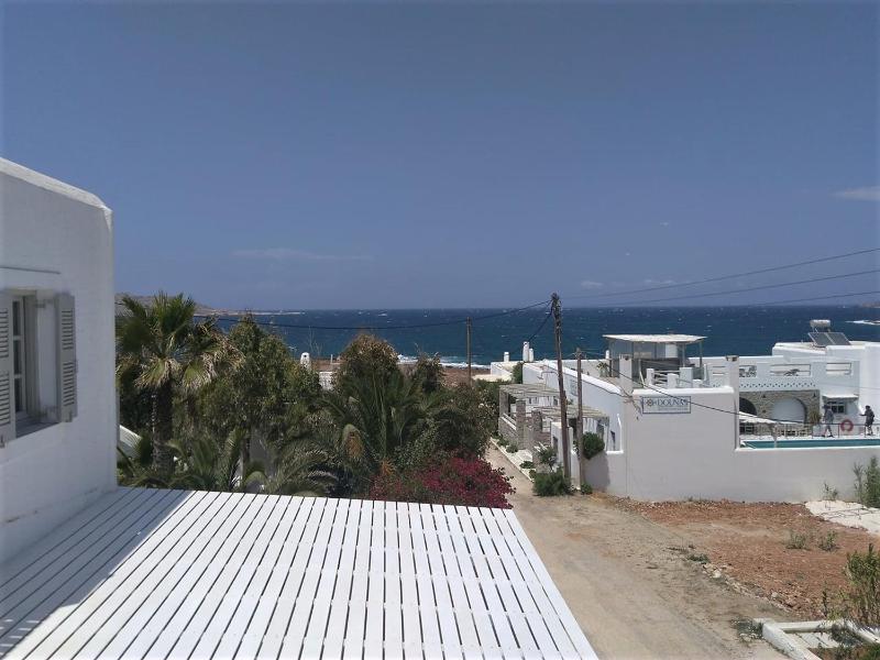 Double Room with Side Sea View image 2