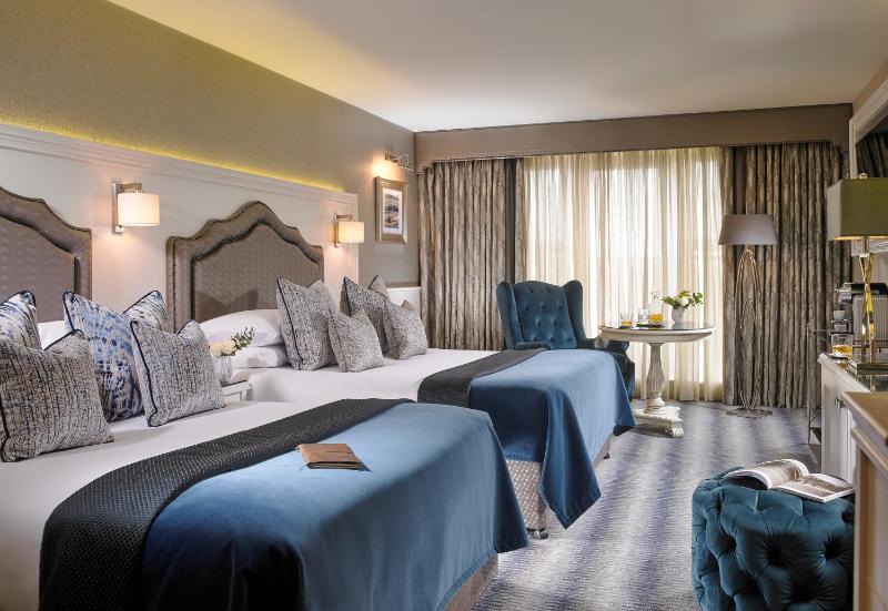 Deluxe Double Room image 1