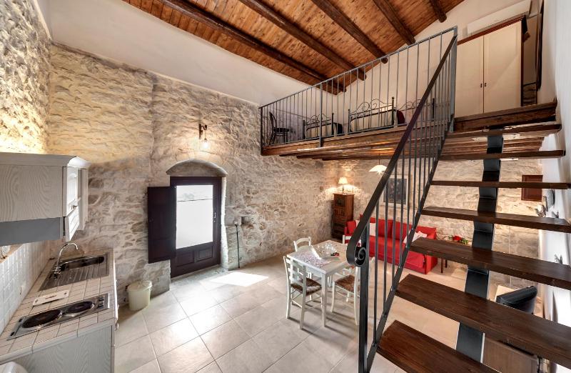 Duplex Apartment image 3