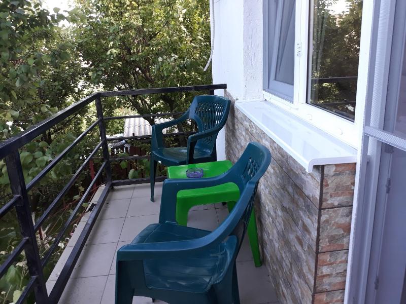 Double Room with Balcony image 3