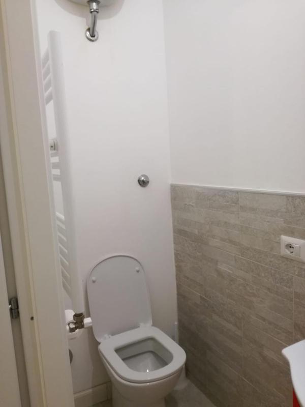 Double Room with Private Bathroom image 4