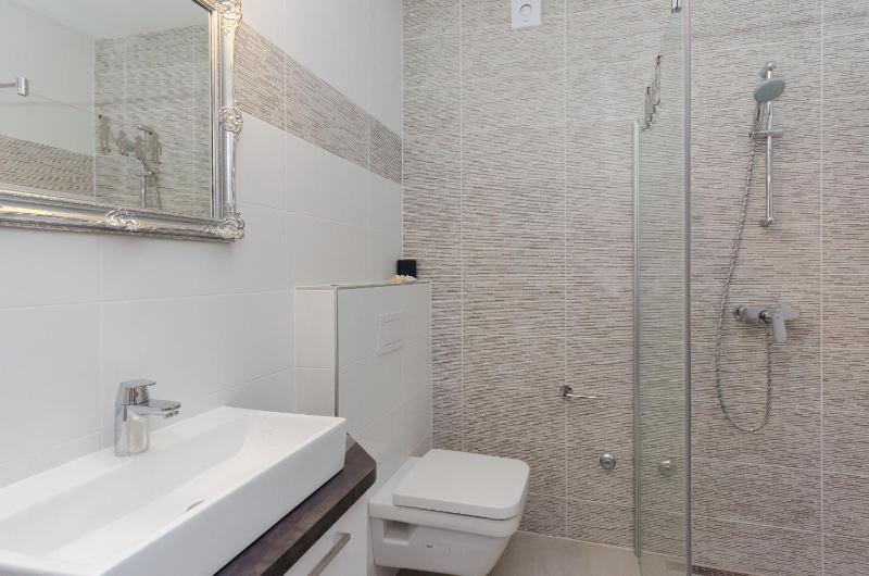 Two-Bedroom Apartment with Terrace image 2