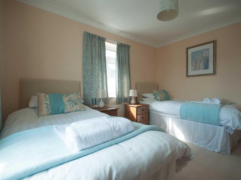Bay View House - image 25