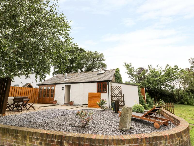 Cheshire Cheese Cottage - image 14