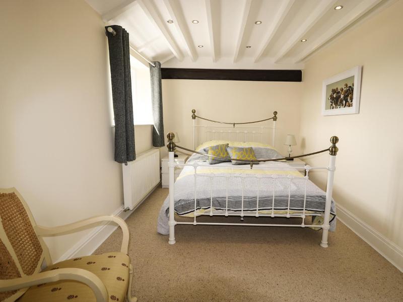 Cheshire Cheese Cottage - image 5