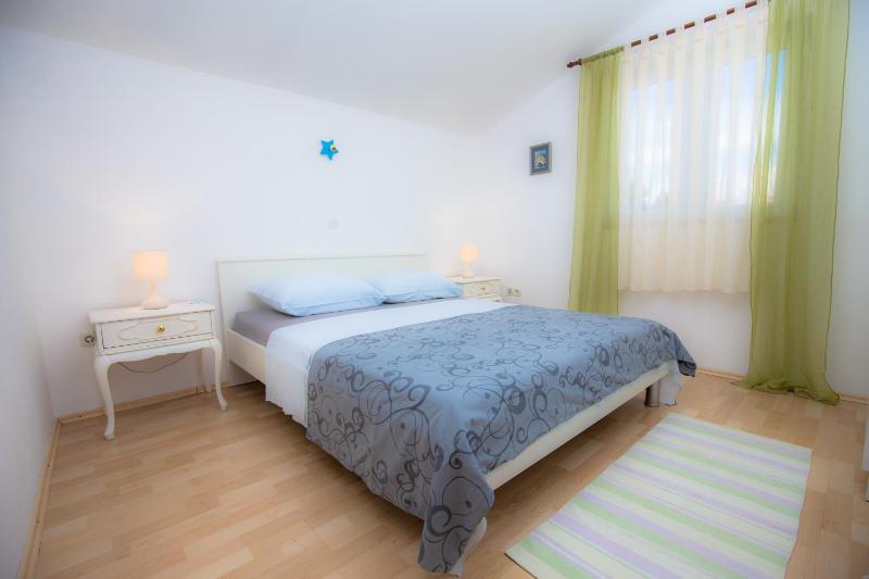 Two-Bedroom Apartment with Sea View image 4