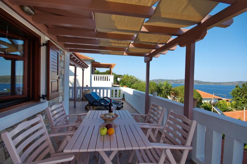 Two Bedroom Villa with Sea View image 3