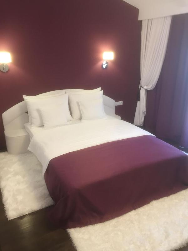 Matrimonial Room image 2