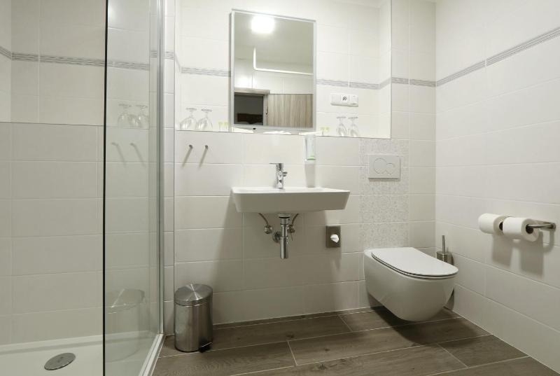 Double or Twin Room image 2