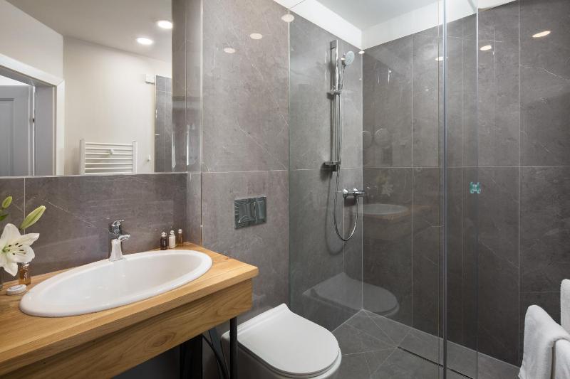 Comfort Double Room with Sea View image 2