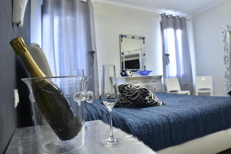 Superior Double Room image 1