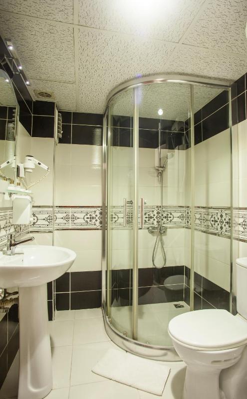 Single Room image 2