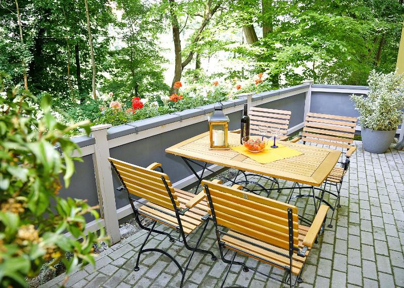 Apartment with Balcony - Ground Floor image 3
