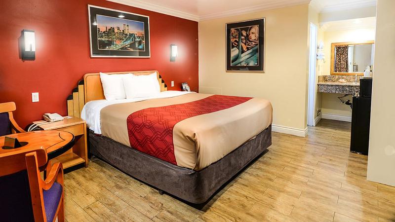 King Room image 2