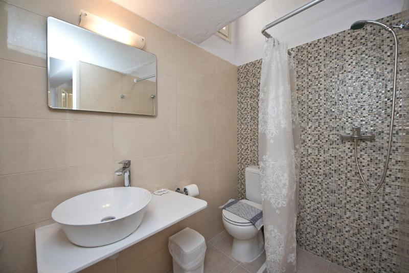 Triple Room image 4