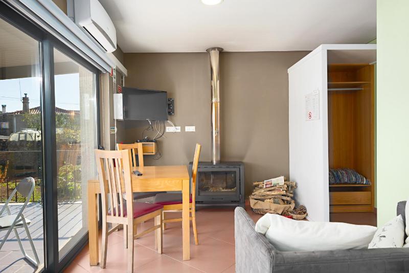 One-Bedroom House image 3