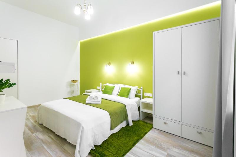 One Bedroom Apartment with Jacuzzi on Baseina street 3 image 3