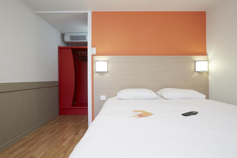 Superior Double Room image 3
