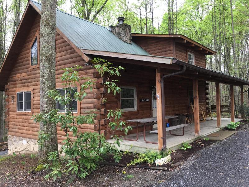 Three-Bedroom House image 2