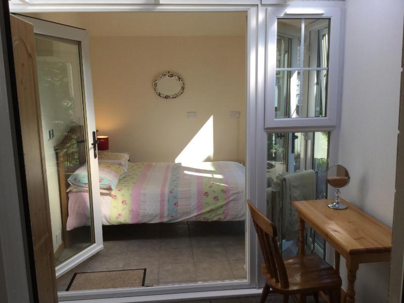 Three-Bedroom House - New Cottage image 2